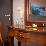 Theatre Luxury Отель типа 