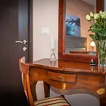 Theatre Luxury 4* Сплит
